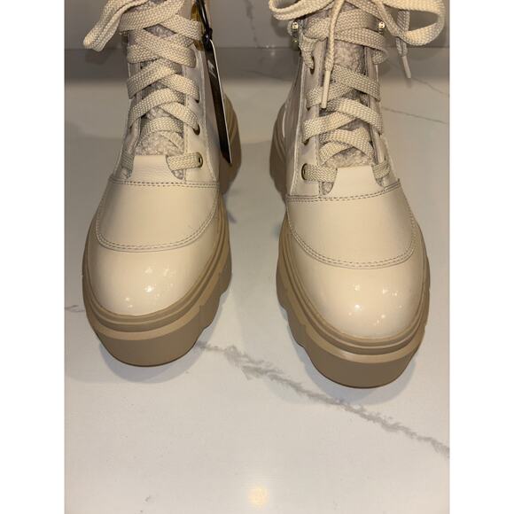 Sorel Combat Boots Womens Size 8 Taupe Patent Laces Sherpa Gorpecore Waterproof - Picture 6 of 10